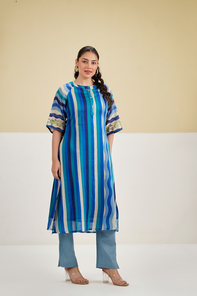 Super pretty soft Mul cotton with stripes in bluekurta pant