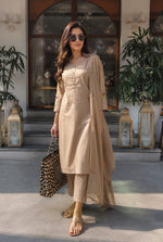 Pure cotton embroidery on pocket, back and sleeve