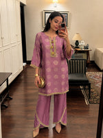 Pretty Russian silk lace detailing gotta work in pink