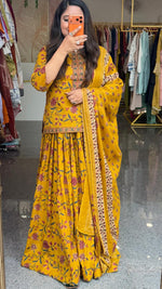 Pure cotton stunner skirt set in yellow