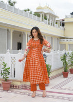 Pure mul cotton chequered kurta pant in orange