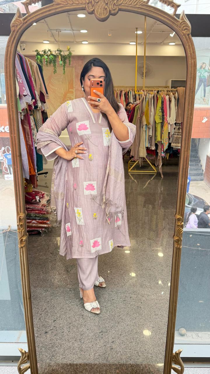 Applique work Mul chanderi lining suit set