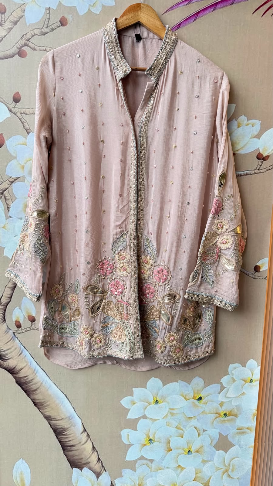 Premium chinon with pretty handwork and gotta detailing Co ord