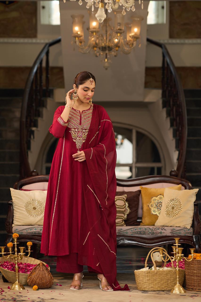 Wow Mul chanderi zari detailing suit set