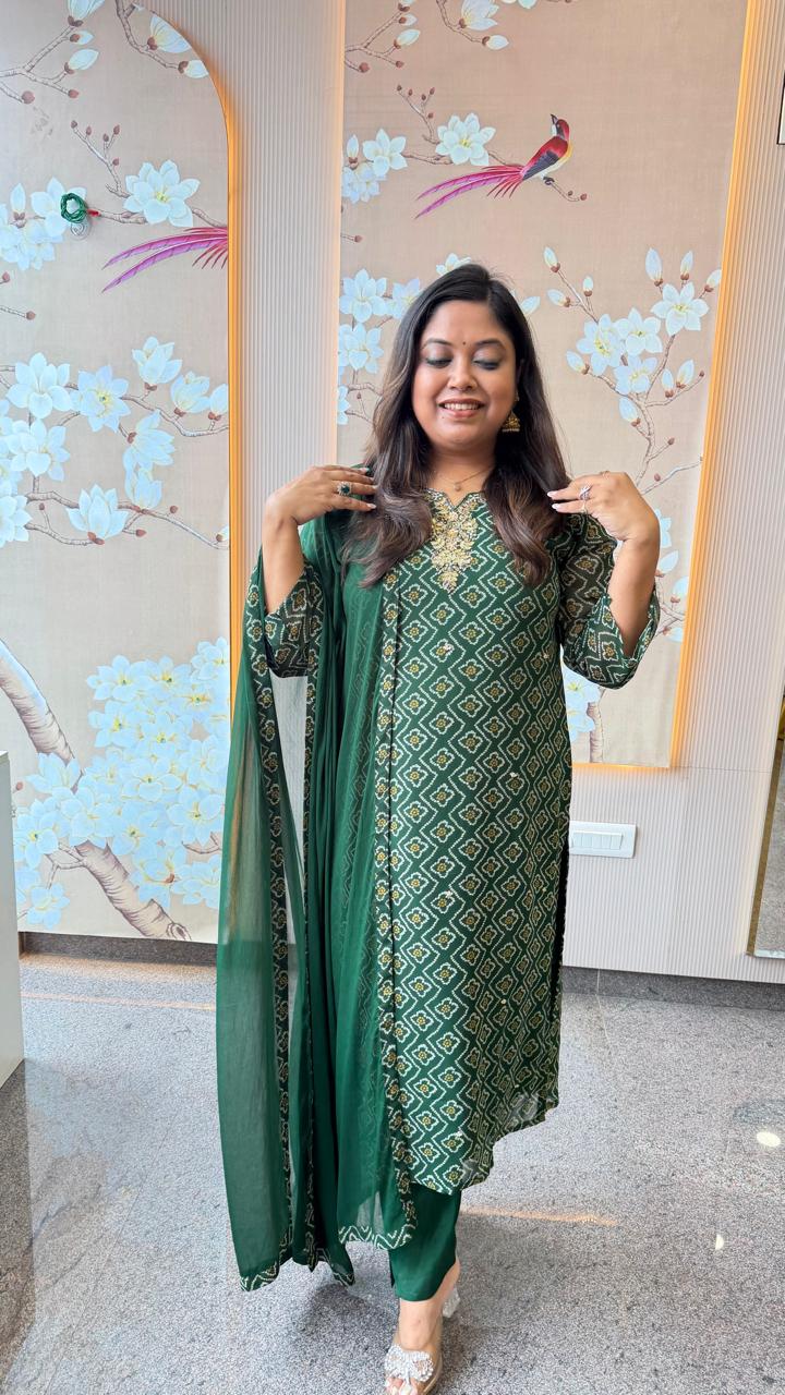 Semi georgette pretty hand work suit set in green (slim fit)