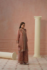 Royal didgital print crepe co ord comes with inner