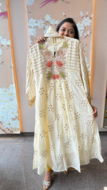 Premium Mul chanderi with pearl detailing suit set in ivory