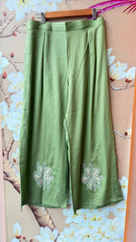Wow embroidered inner Mul chanderi co ord in green