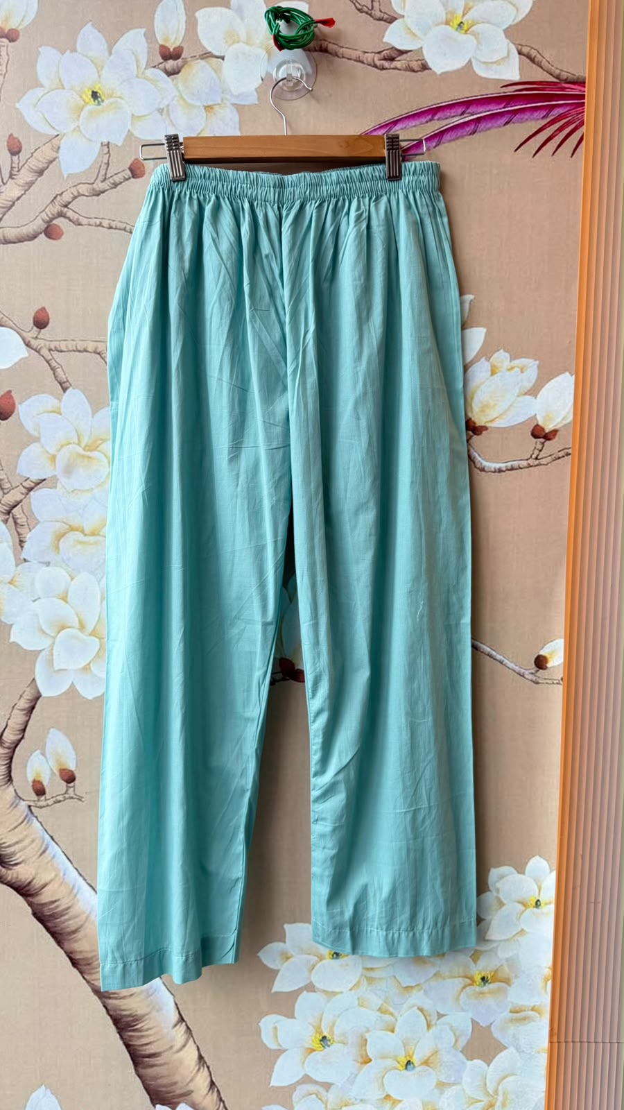 Super pretty Mul cotton embroidered ful suit set