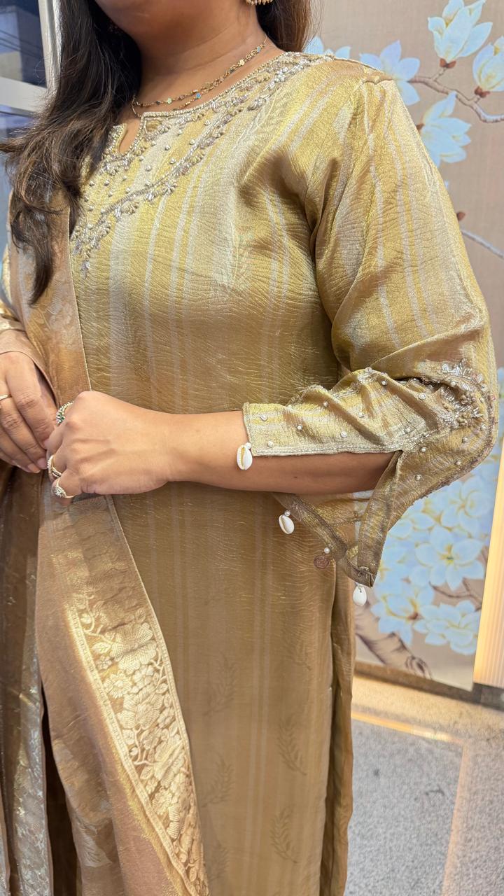 Premium tissue with self and cutwork detailing and bead work paired with Banarasi dupatta (slim fit)