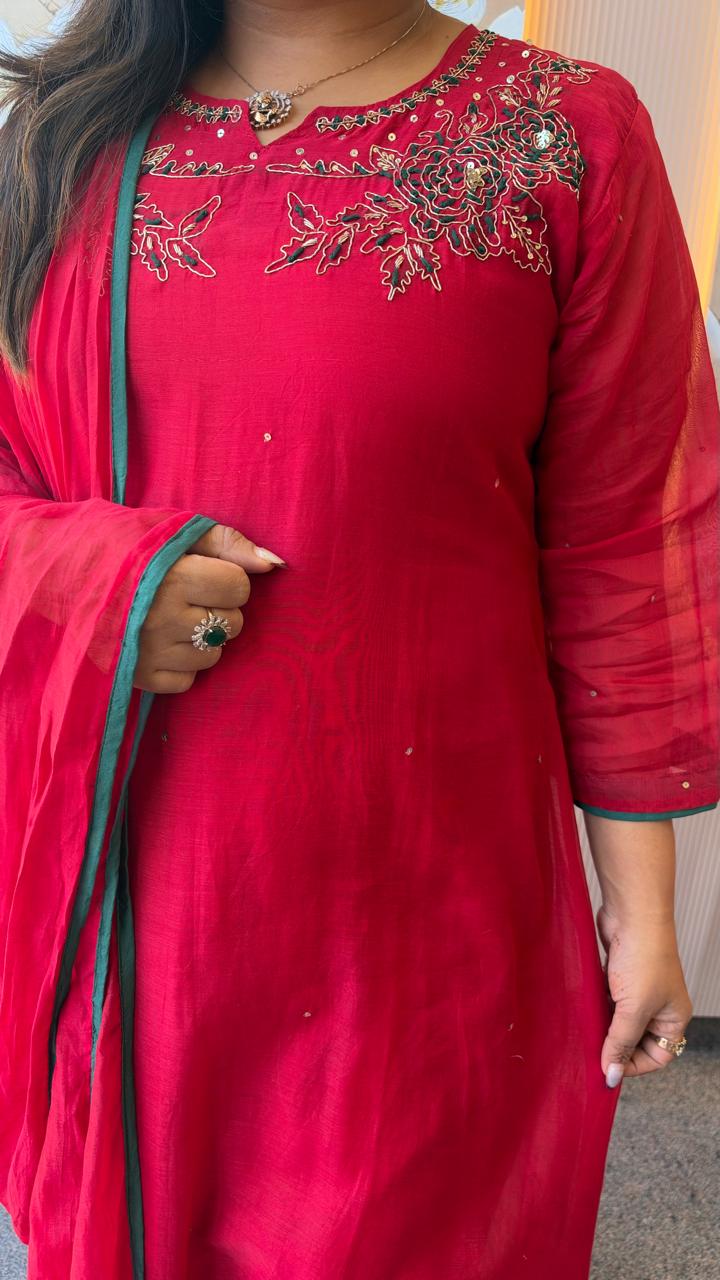 Pretty red Banarasi mulchanderi with pretty detailing and green highlightFull suit set