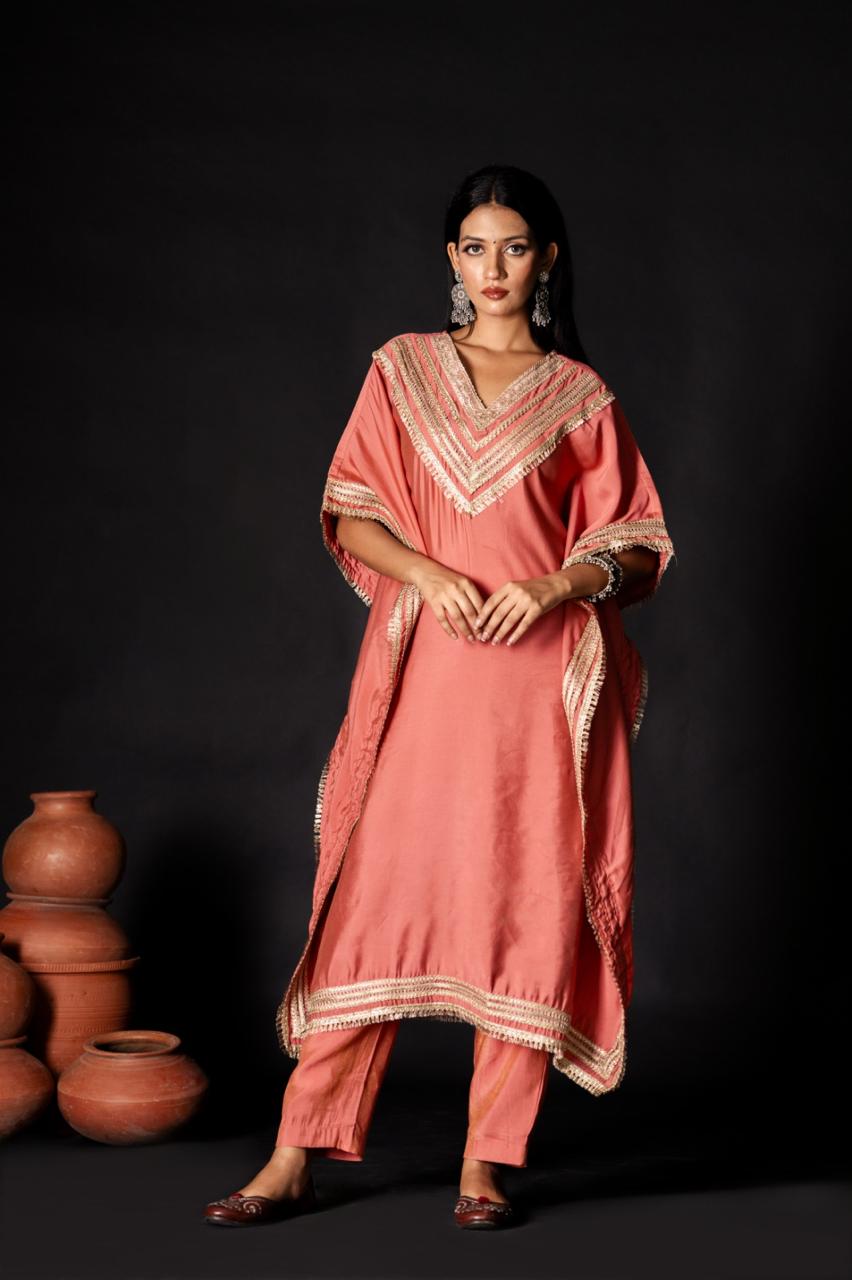 Pretty muslin kaftan set