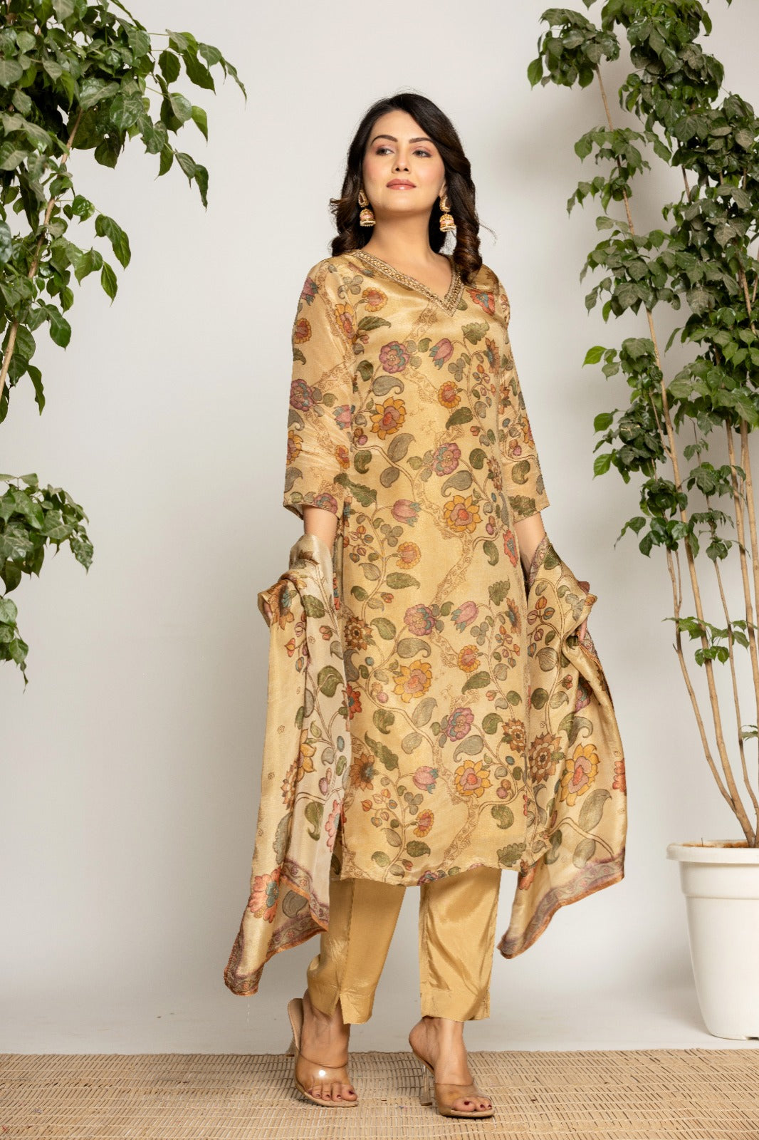 Pure shimmer tissue suit set in kalamkari