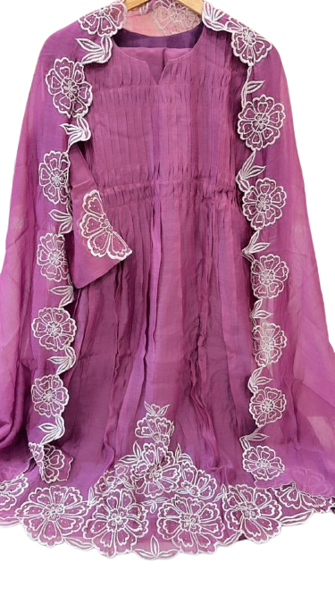 Pretty Mul chanderi hand embroidery suit set