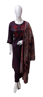 Muslin embroidered princes cut suit