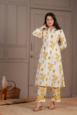 Premium cotton V neck set in yellow