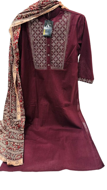 Beautiful yoke detailing suit set paired with kalamkari dupatta