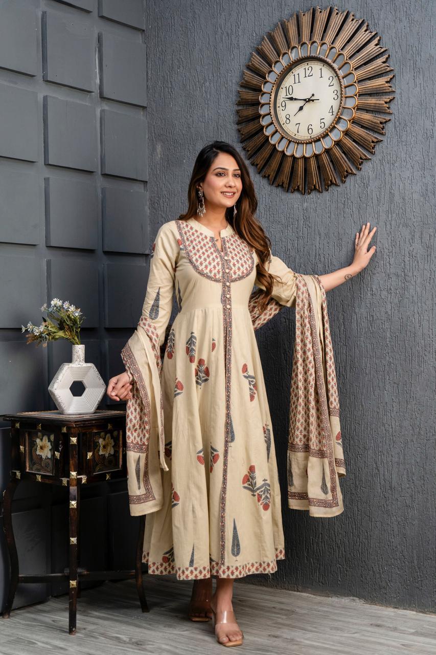 Wow cotton gown paired with dupatta