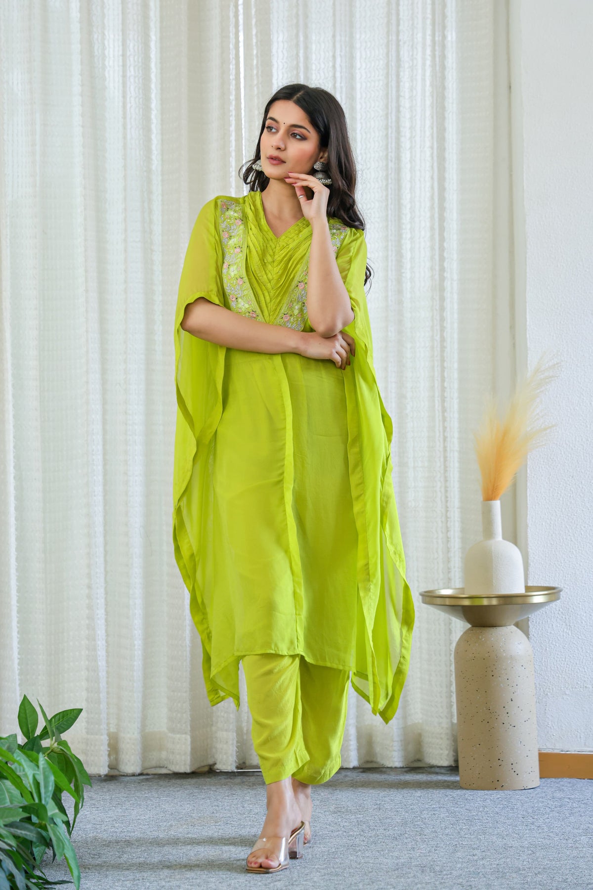 Summer perfect pretty pretty orgenza kaftan set in green