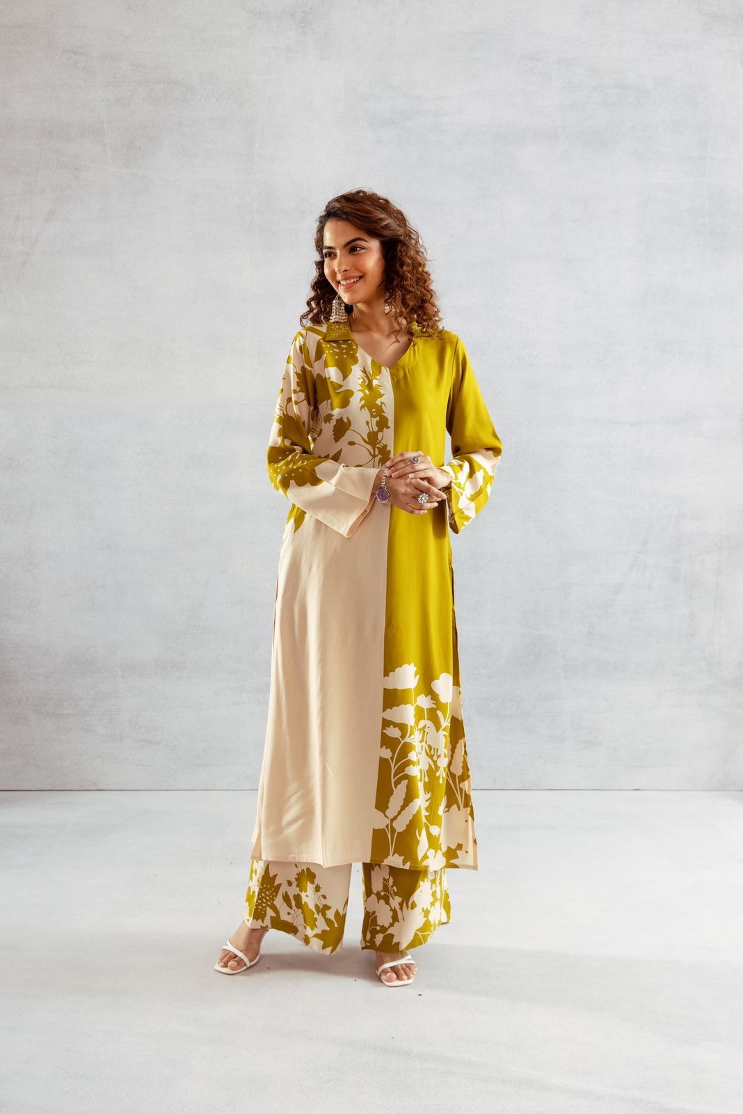 Designer cotton slub kurta pant in stunning neon green !