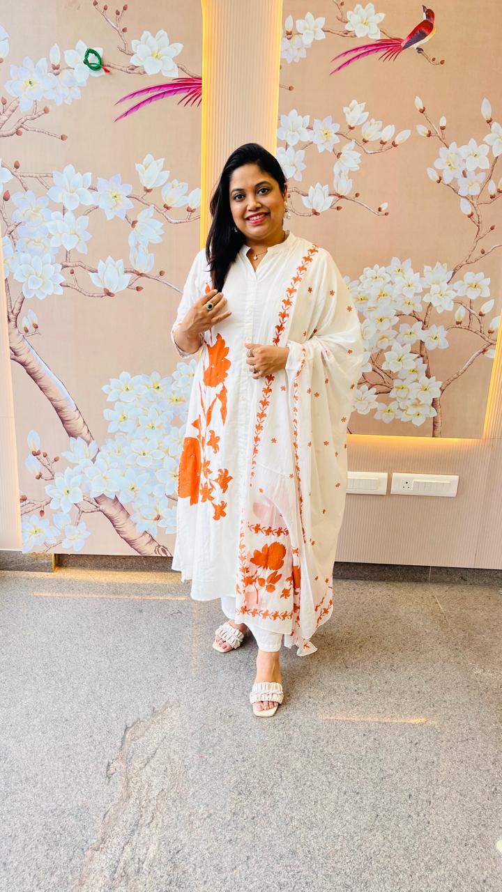 Premium cotton lining white n rust full suit paired with Mul cotton dupatta