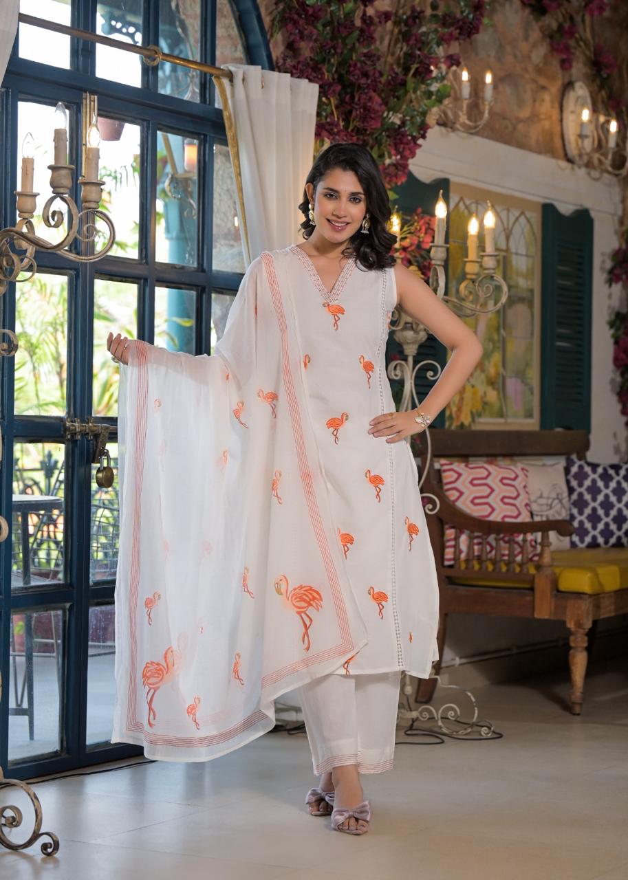 Pretty cotton embroidered lining suit set in rust