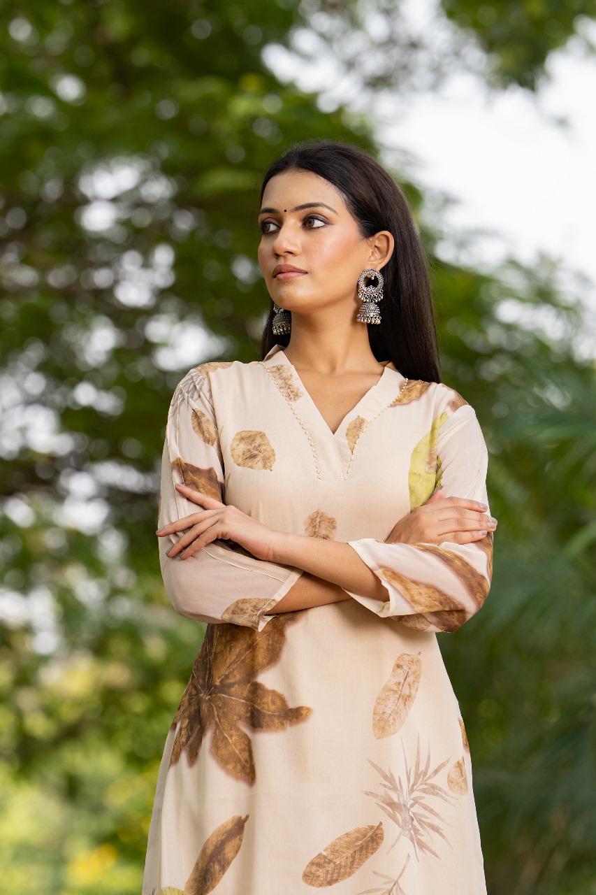 Smart shiffon digital printed lining kurta pant