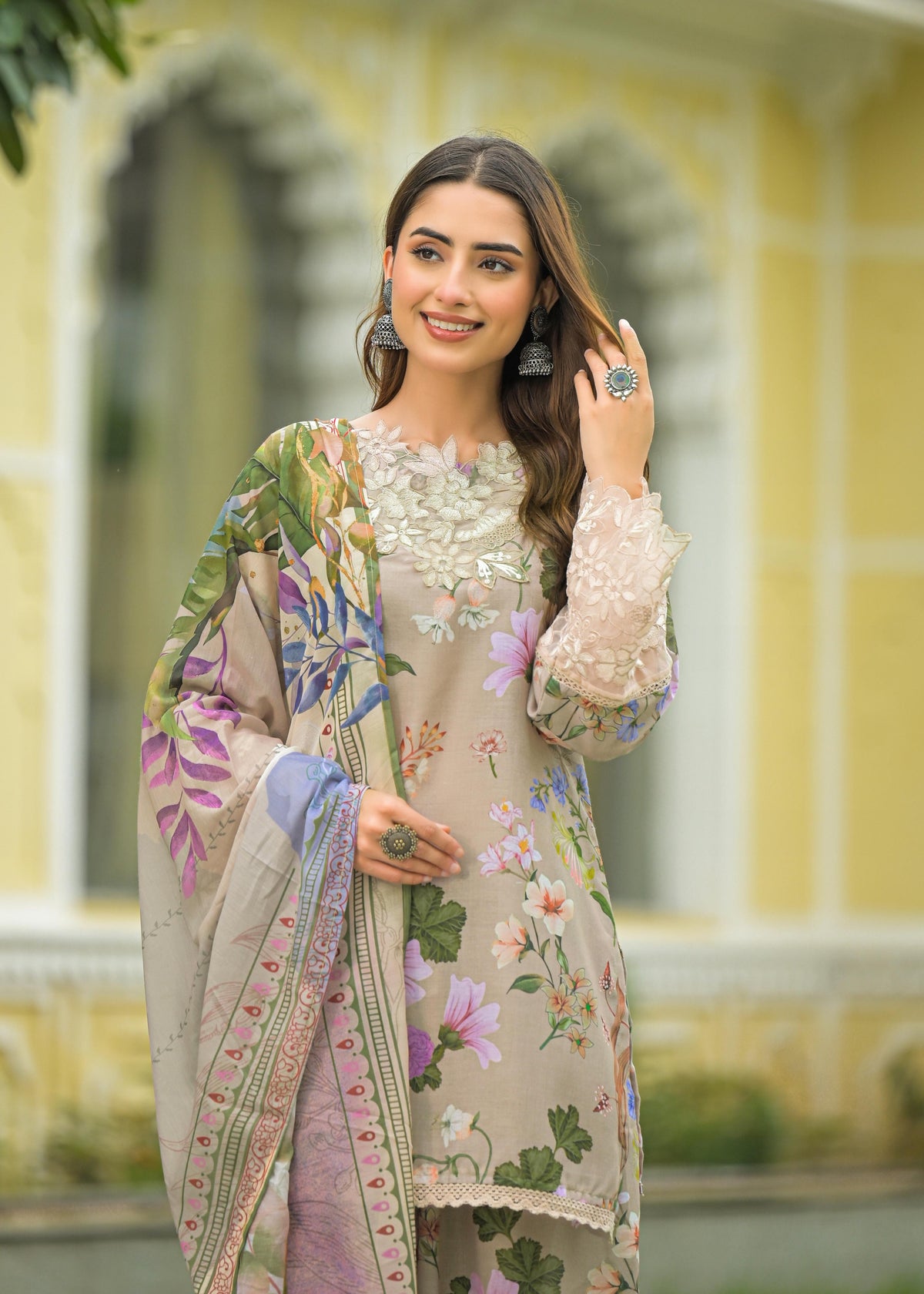 Linen cotton Pakistani style lace detailing farsi suit set