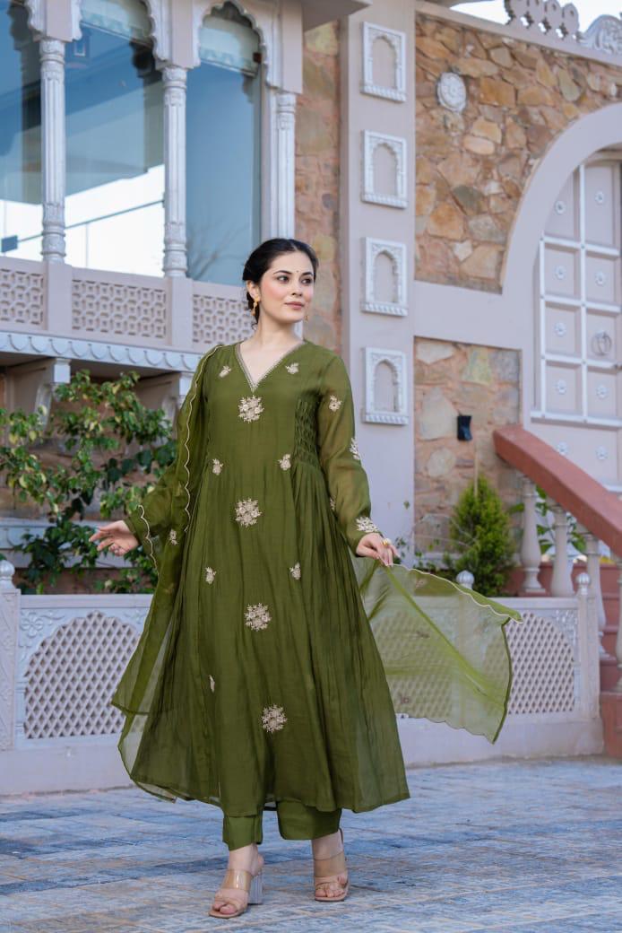 Smart n pretty Mul Chanderi full suit set in green