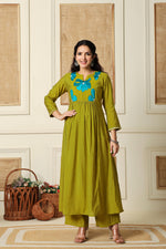 Modale embroidered designer back kurta pant in green