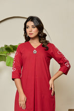 Pure cotton embroidered kurta pant in maroon