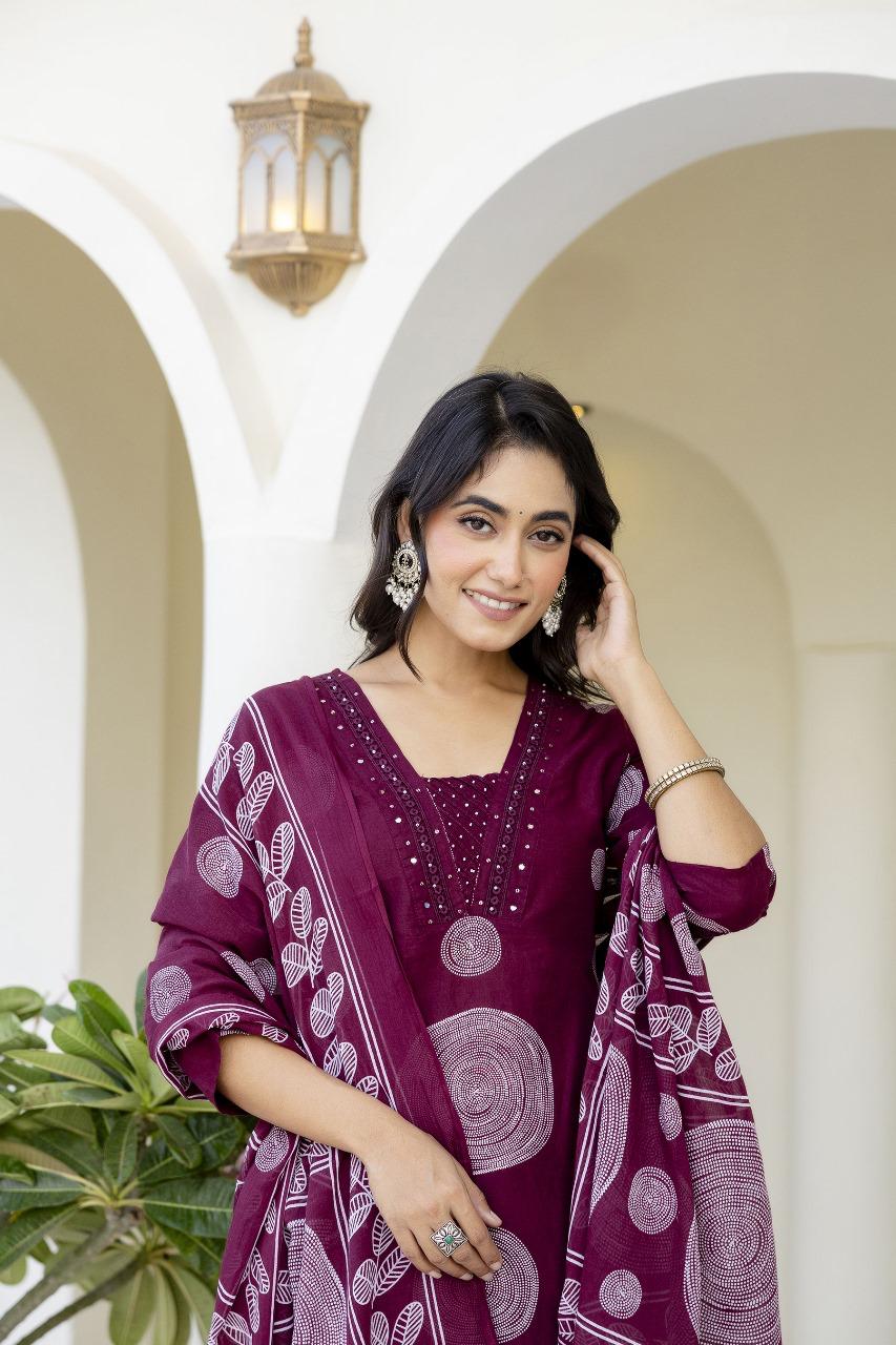 Smart beautiful chakra cotton suit set with pocket