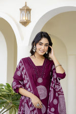 Smart beautiful chakra cotton suit set with pocket