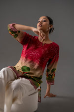 Gorgeous pinch wai in ombré shade