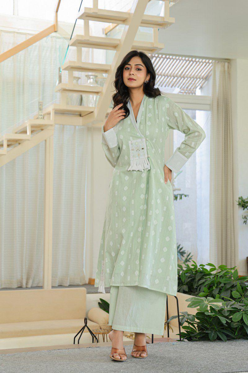 Smart premium cotton stylish co ord set in green