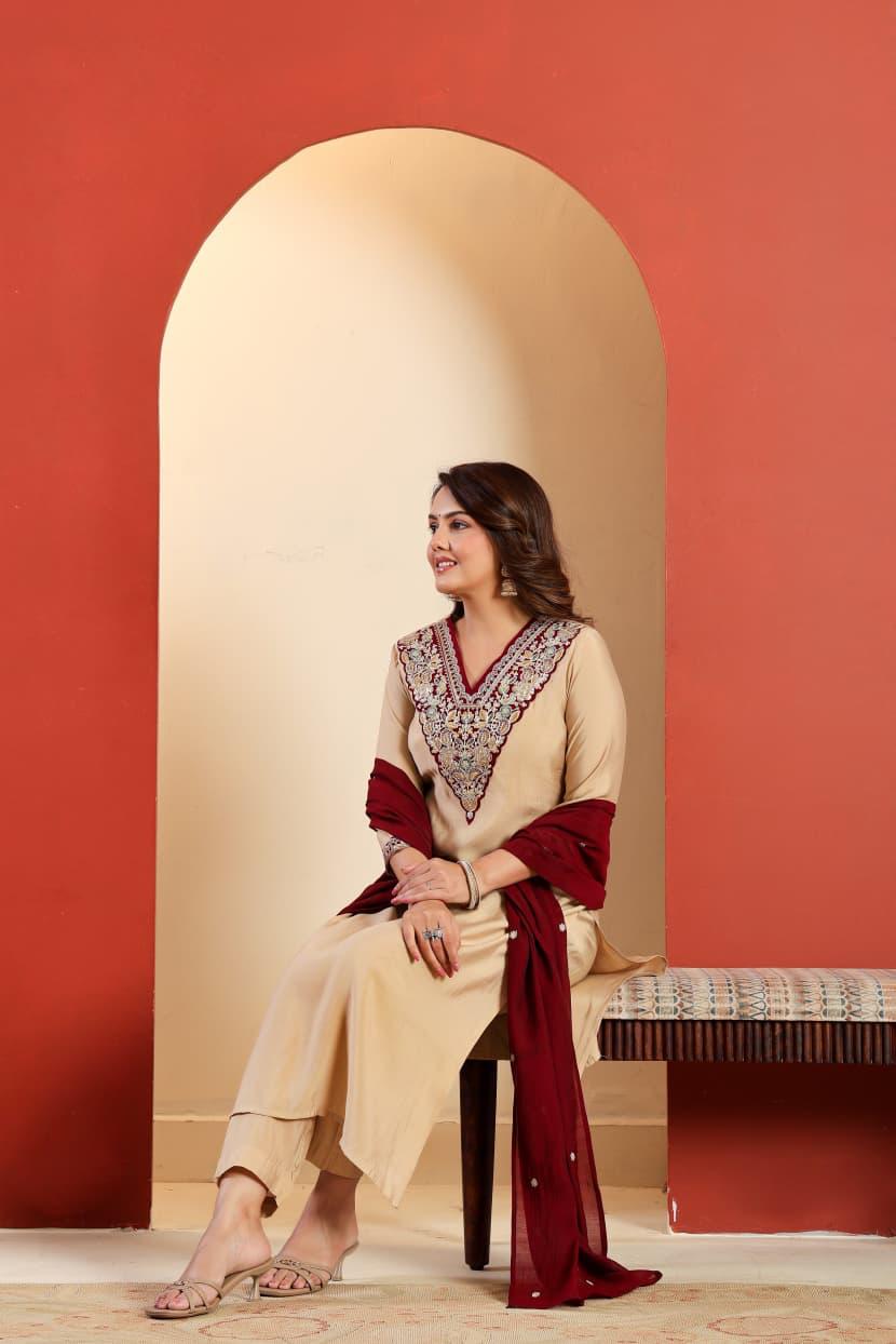 Restocked !! Wow muslin V neck Zari detailing suit set !! Dispatch Next Week