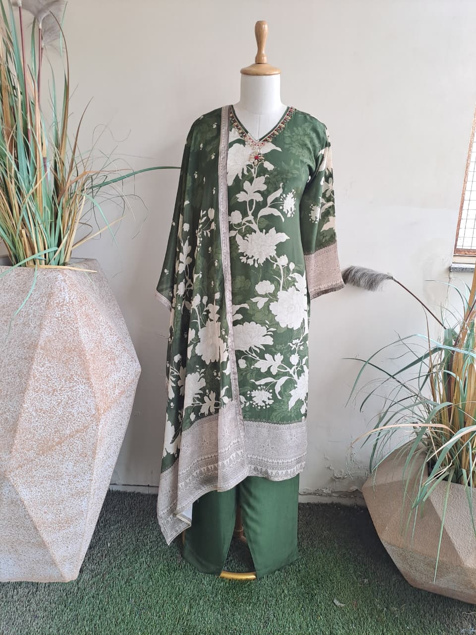 Butter crepe full suit set