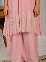 Pretty pearl detailing pure chinon suit set in pink