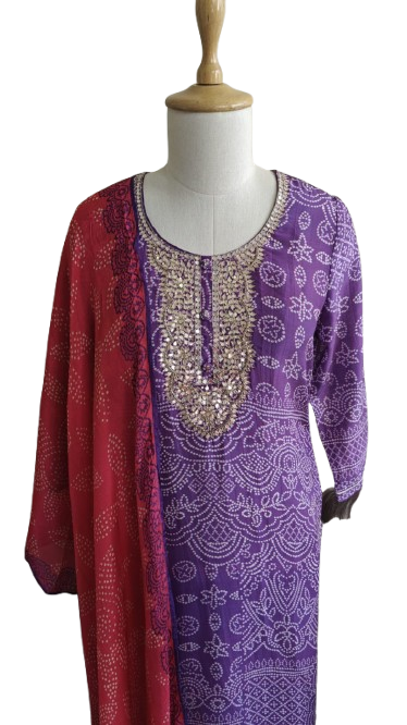 Pure Mul Silk gotta detailing suit in contrast dupatta