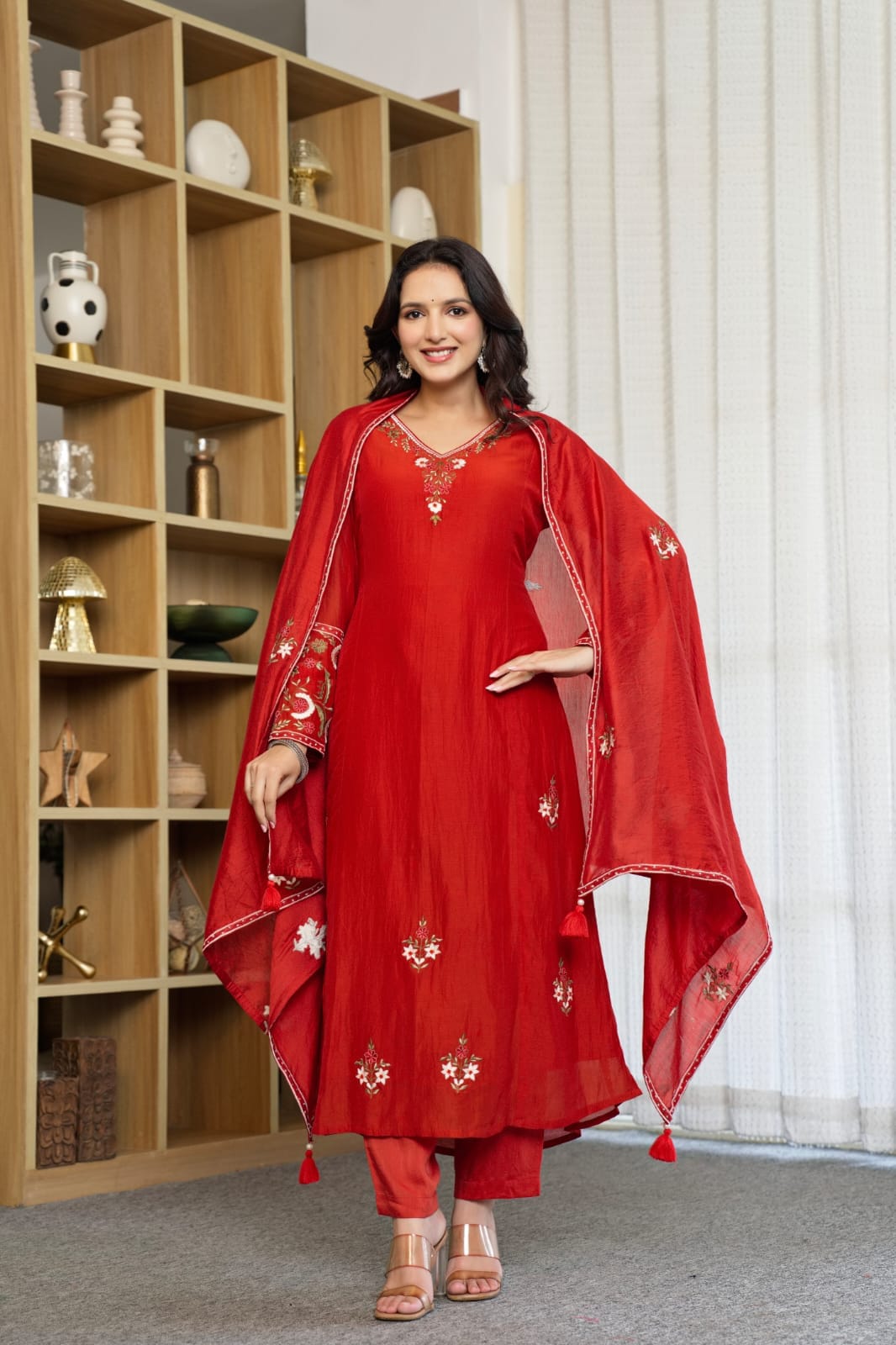 Designer lining embroidered suit set in orange