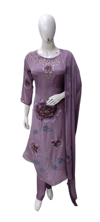 Restocked! Heavy chinon brush painted suit set!