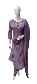 Restocked! Heavy chinon brush painted suit set!