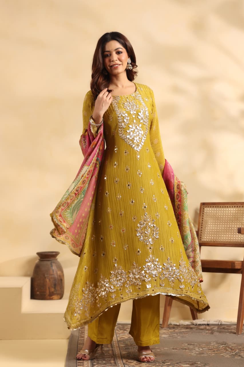 Crushed shimmer gotta work suit set in yellow