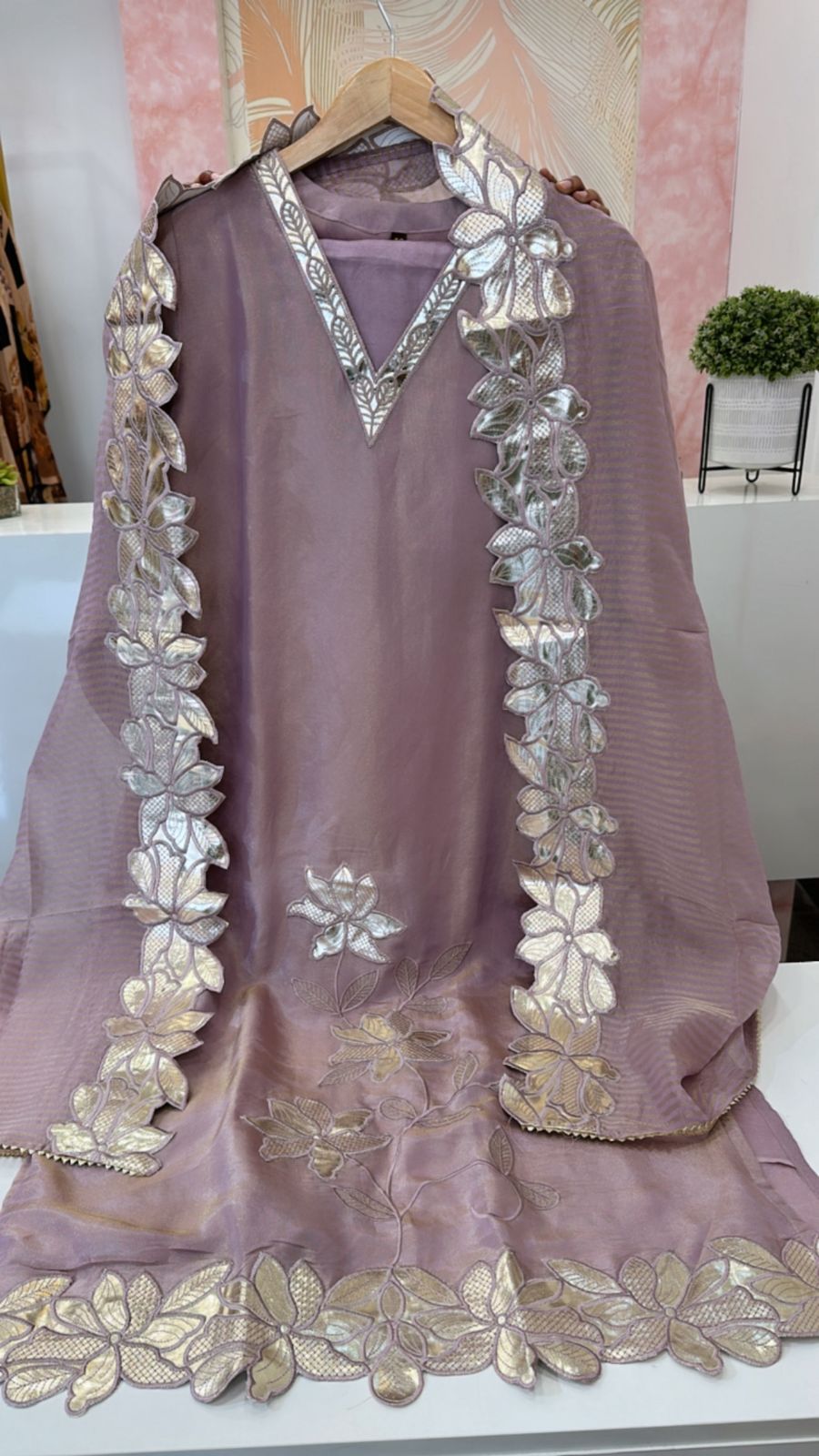 Premium tissue gotta detailing suit set (slim fit )