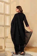 Super pretty Mul cotton embroidered full suit in black