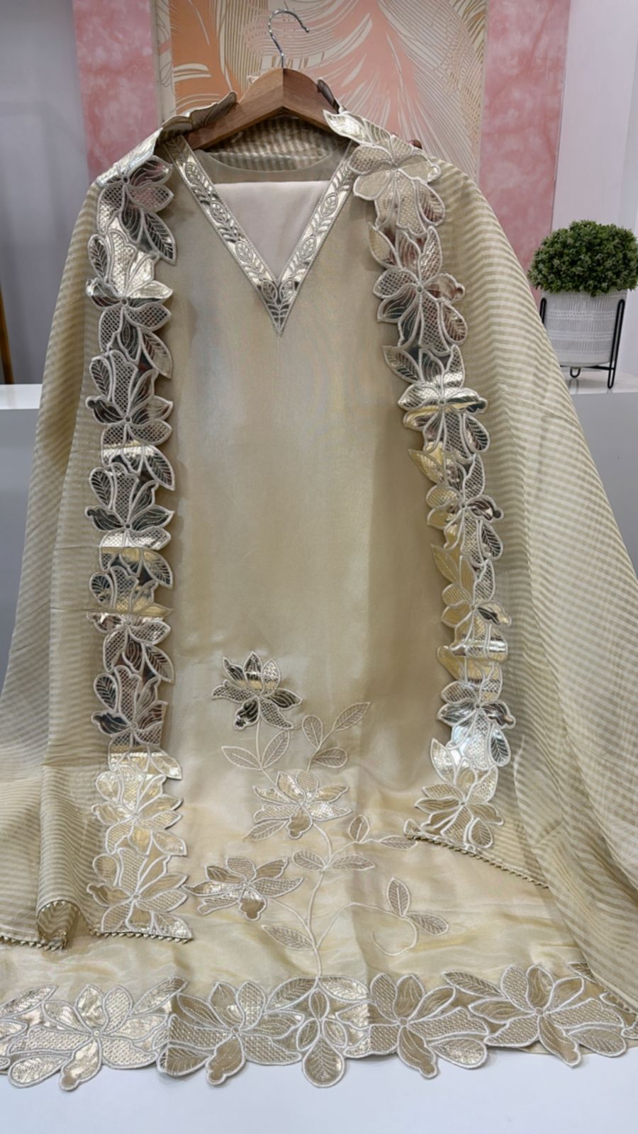 Premium tissue gotta detailing suit set (slim fit )