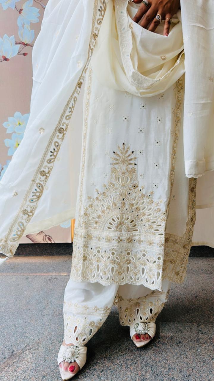 Cut work appliqué premium chinon suit set