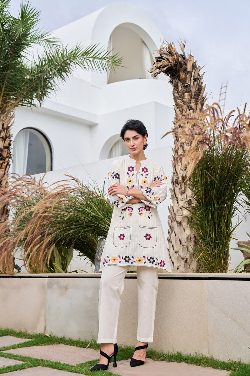 Appliqué work kurta pant