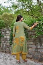 Pure Mul cotton brush painted kurta pant