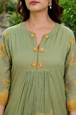 Pure Mul cotton brush painted kurta pant